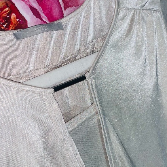 𝗧𝘂𝘇𝘇𝗶|𝐍𝐰𝐨𝐭|𝑮𝒐𝒍𝒅 𝑪𝒉𝒂𝒎𝒑𝒂𝒈𝒏𝒆, 𝑺𝒑𝒂𝒓𝒌𝒍𝒊𝒏𝒈 𝑩𝒍𝒐𝒖𝒔𝒆 - Picture 7 of 10